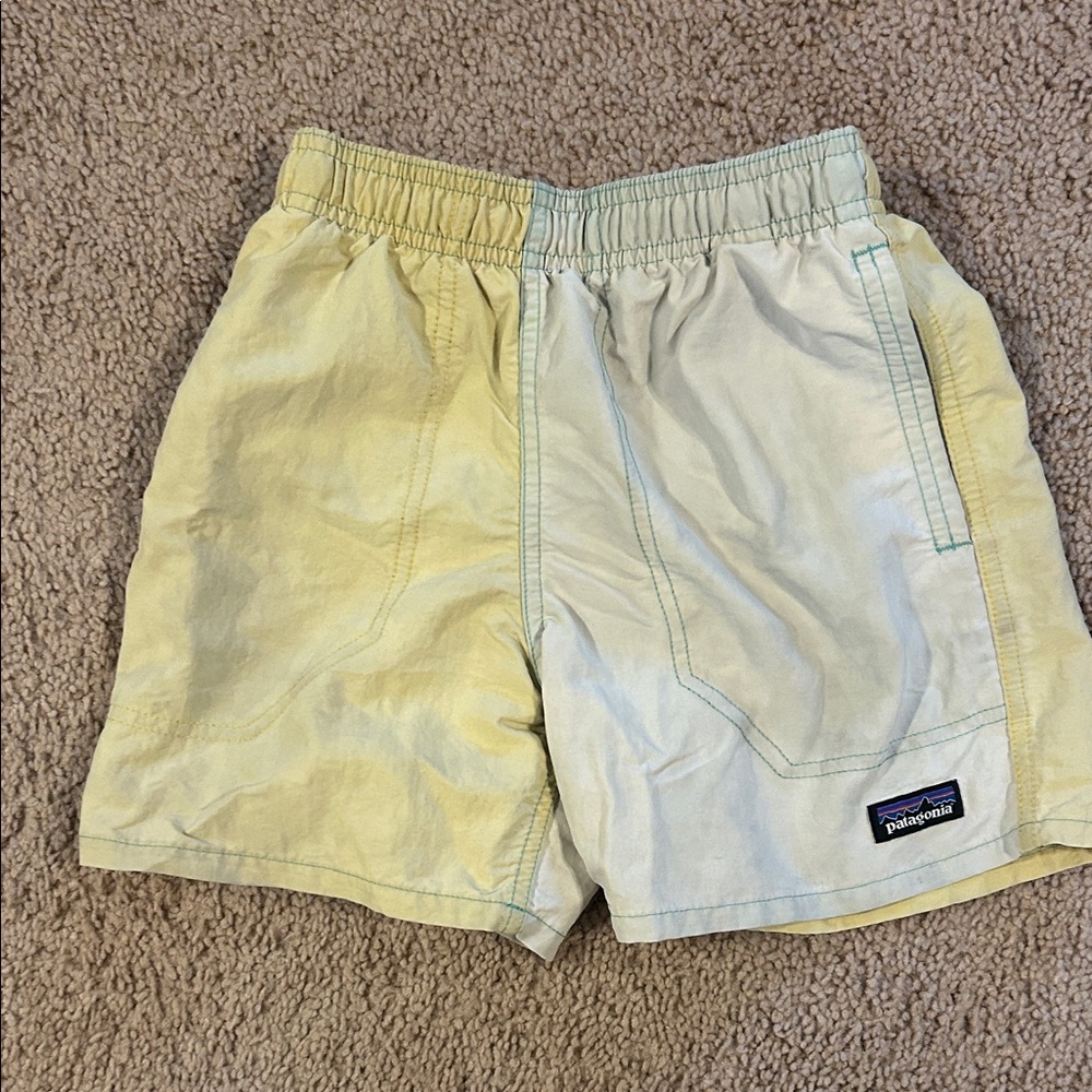 Patagonia Baggies - kids S- Yellow and Cream Casual Shorts